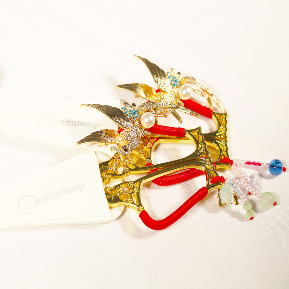 Hand-woven scissors